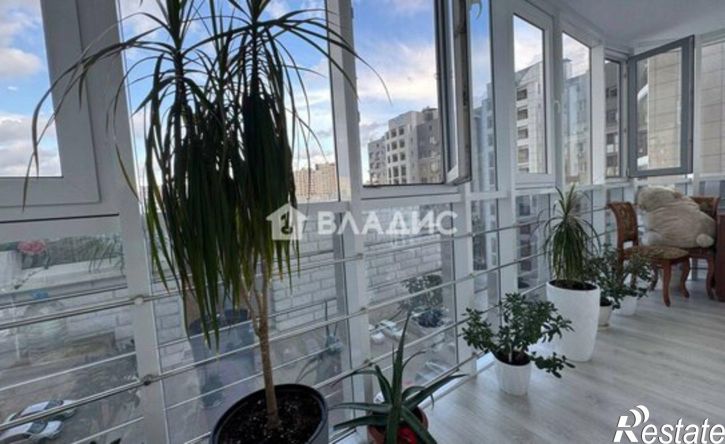 3-комн квартира ул Гостенская, 16,  д. 16