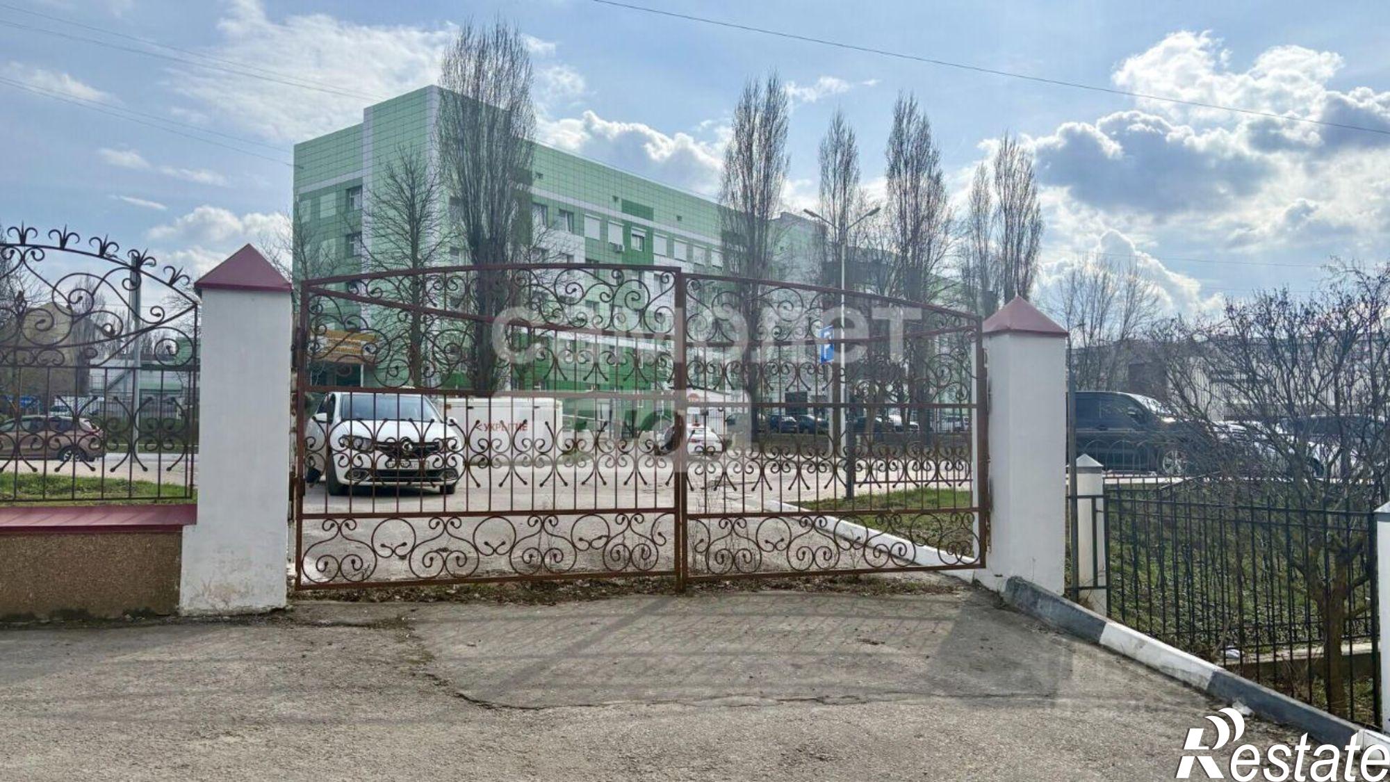 Купить ОСЗ, отдельно стоящее здание за 44 900 300 рублей на ул Архиерейская, 8