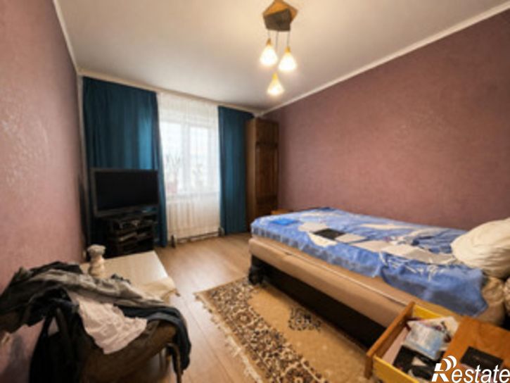 3-комн квартира Конева улица, 21