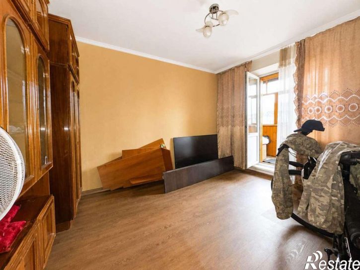 3-комн квартира Конева улица, 21