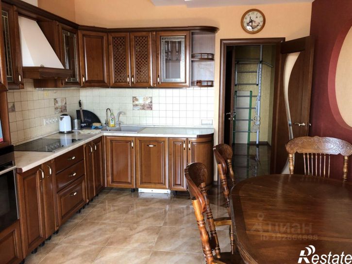 2-комн квартира ул Есенина, 46г,  д. 46г