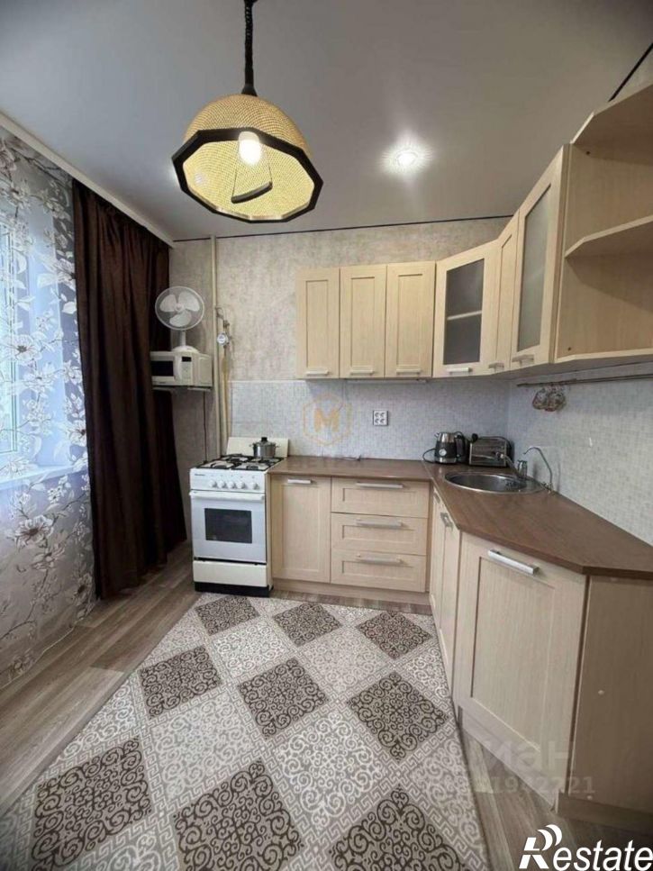 1-комн квартира б-р Юности, 19,  д. 19