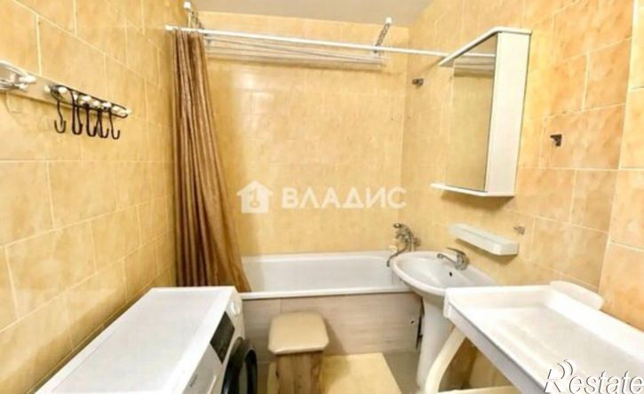 1-комн квартира ул Виктора Лосева, 23,  д. 23