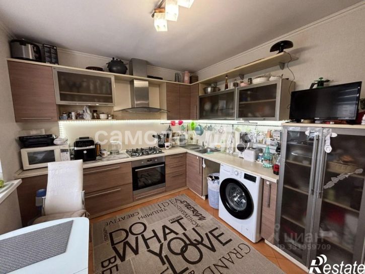 3-комн квартира ул Есенина, 32,  д. 32