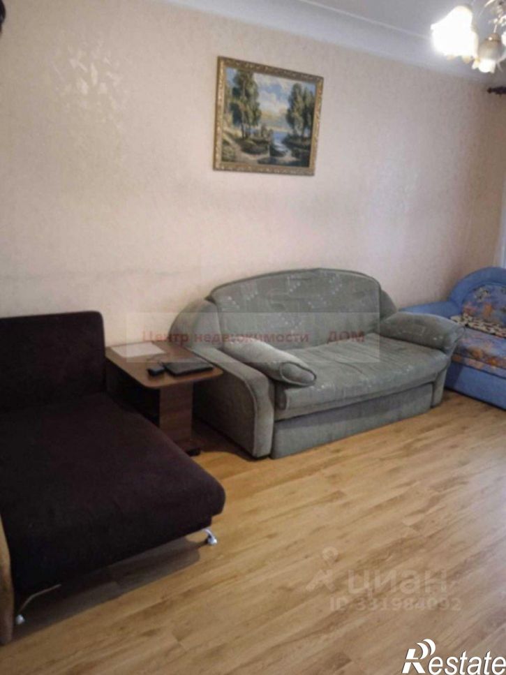 3-комн квартира пр-кт Славы, 20,  д. 20