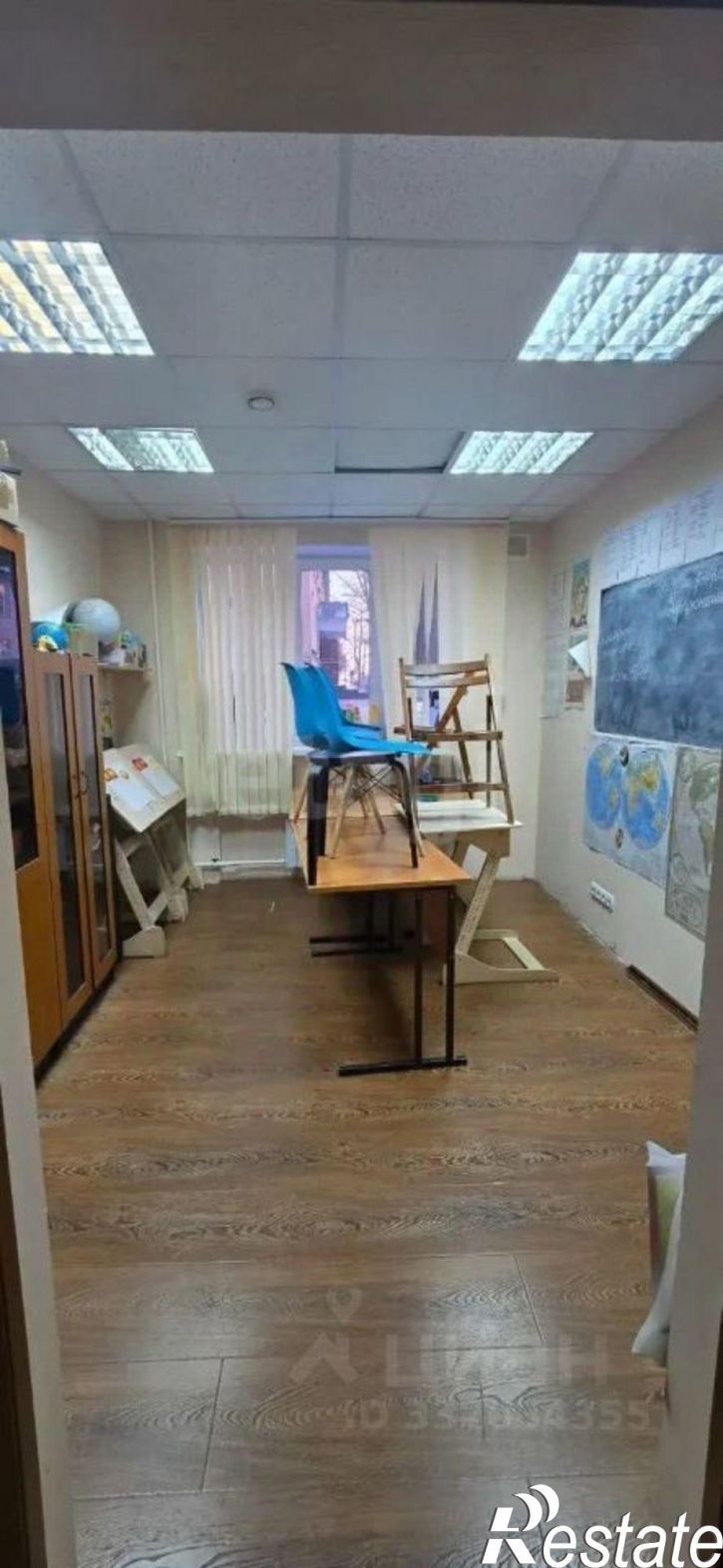 Помещение свободного назначения 1-й Заводской пер, 8,  д. 8