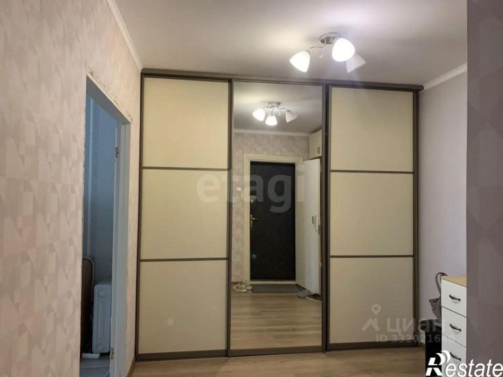 1-комн квартира б-р Юности, 1,  д. 1