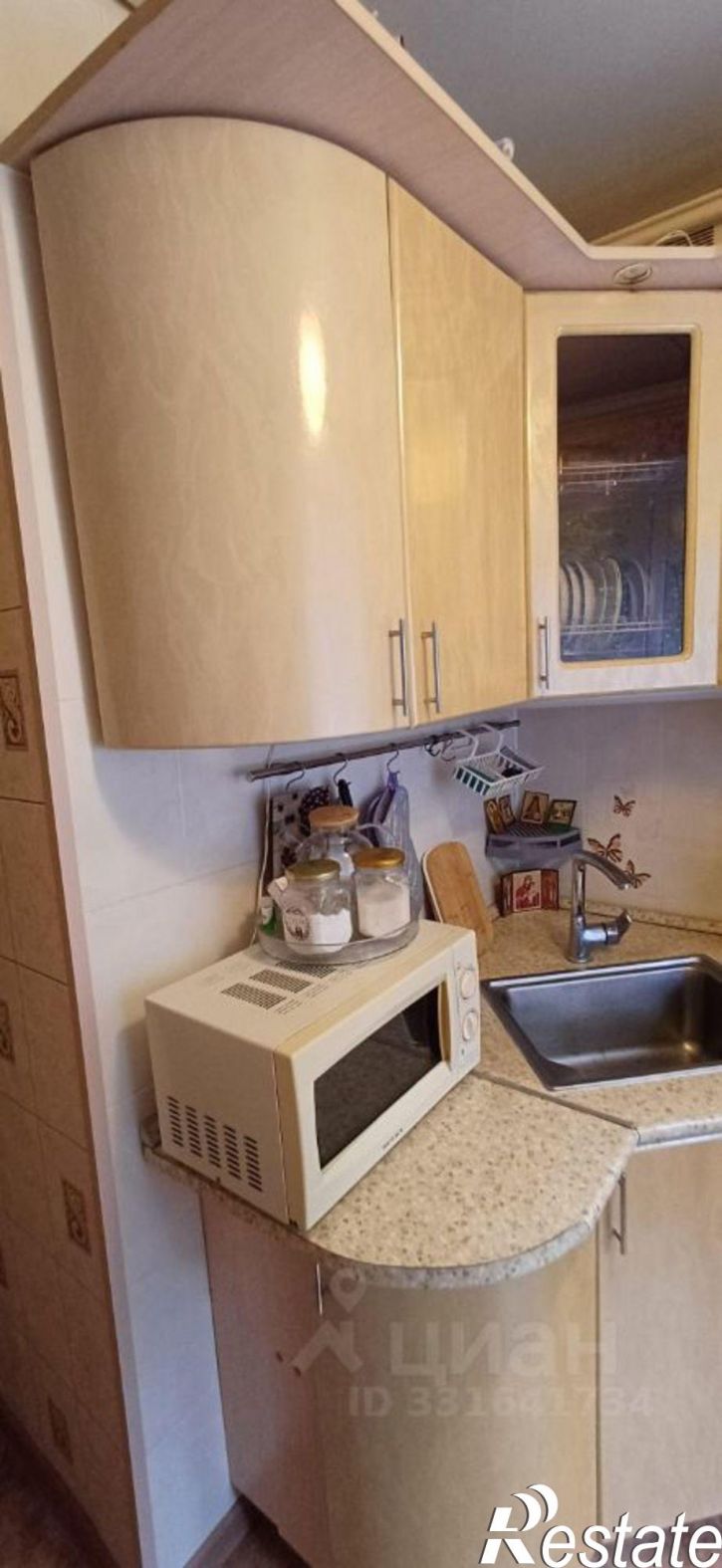 4-комн квартира ул Костюкова, 17,  д. 17