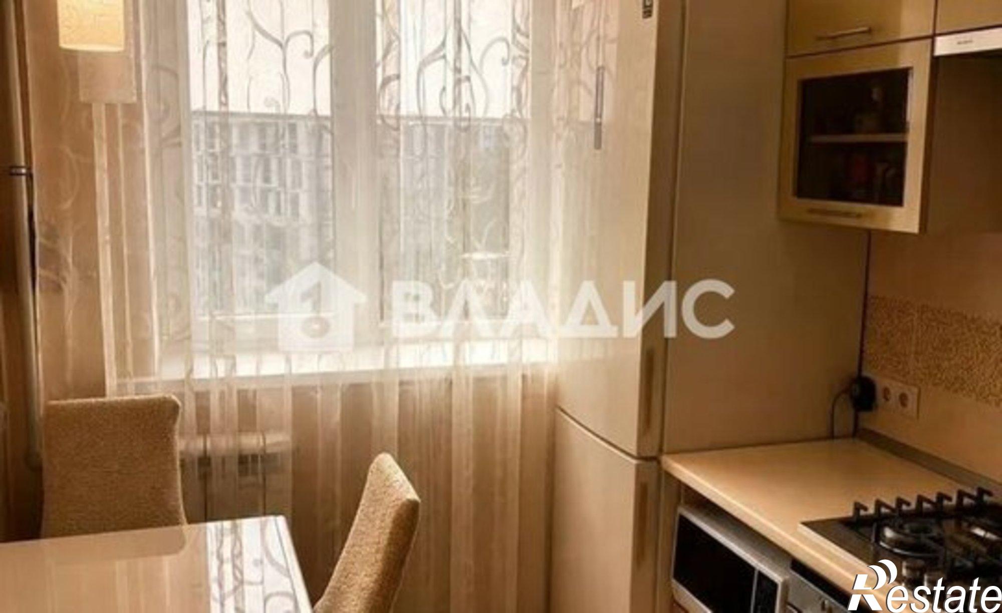 Купить квартиру за 8 000 000 рублей на ул Попова, 68а
