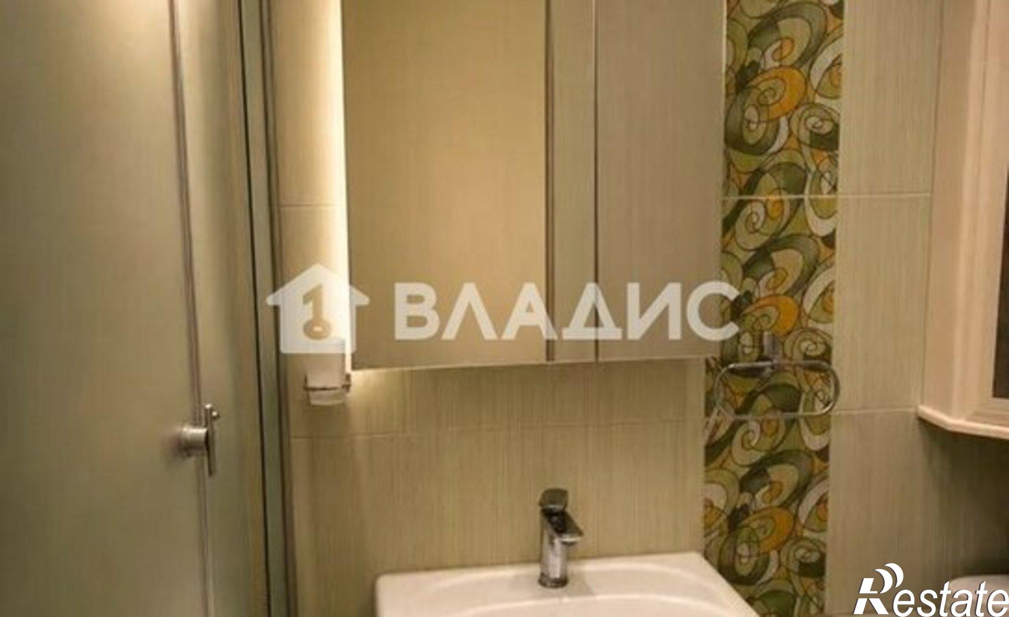 Купить квартиру за 8 000 000 рублей на ул Попова, 68а