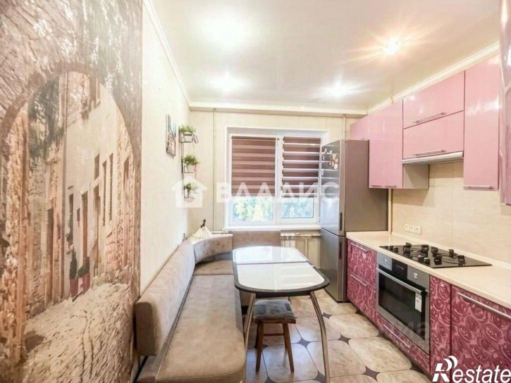 3-комн квартира ул 60 лет Октября, 10,  д. 10