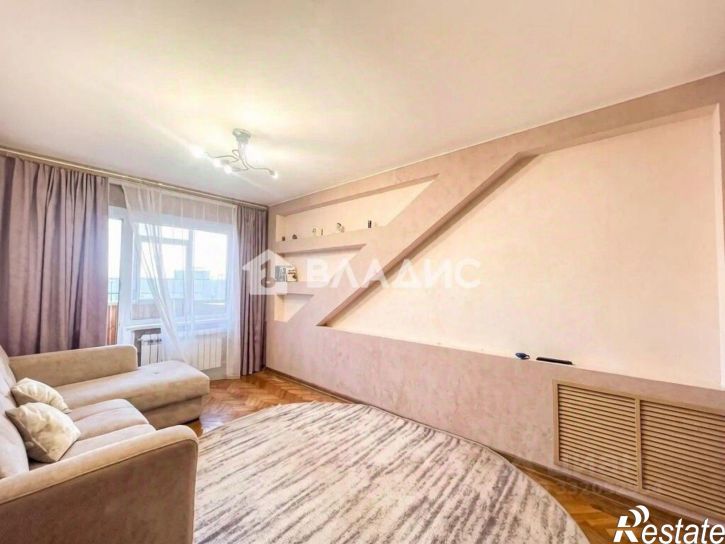 3-комн квартира ул 60 лет Октября, 10,  д. 10