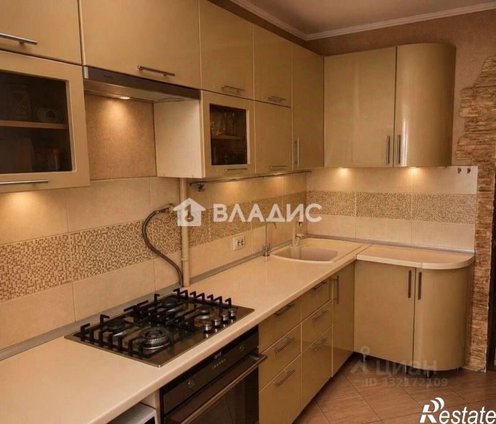 3-комн квартира ул Попова, 68а,  д. 68а