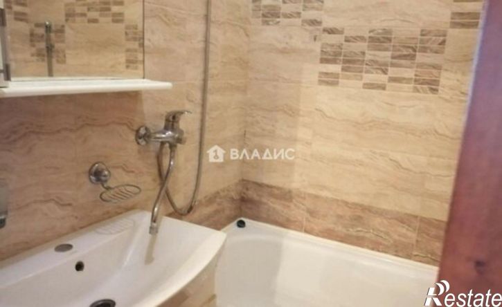 2-комн квартира ул Есенина, 48,  д. 48