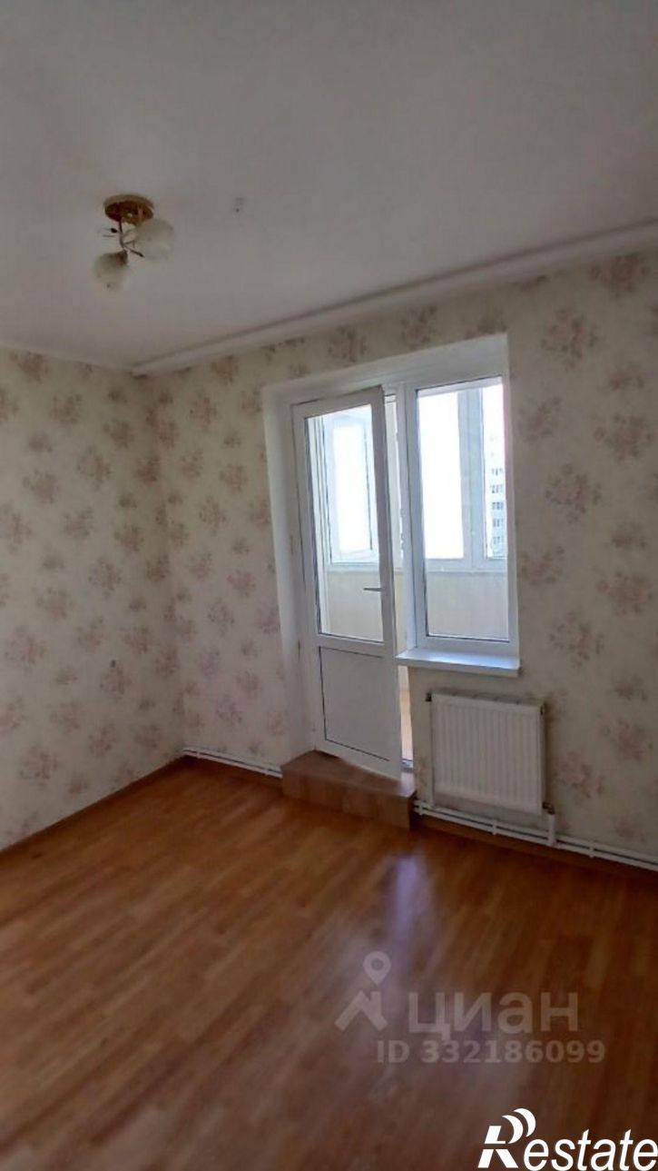 3-комн квартира б-р Юности, 45,  д. 45