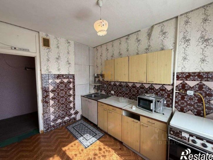 4-комн квартира б-р Юности, 10,  д. 10