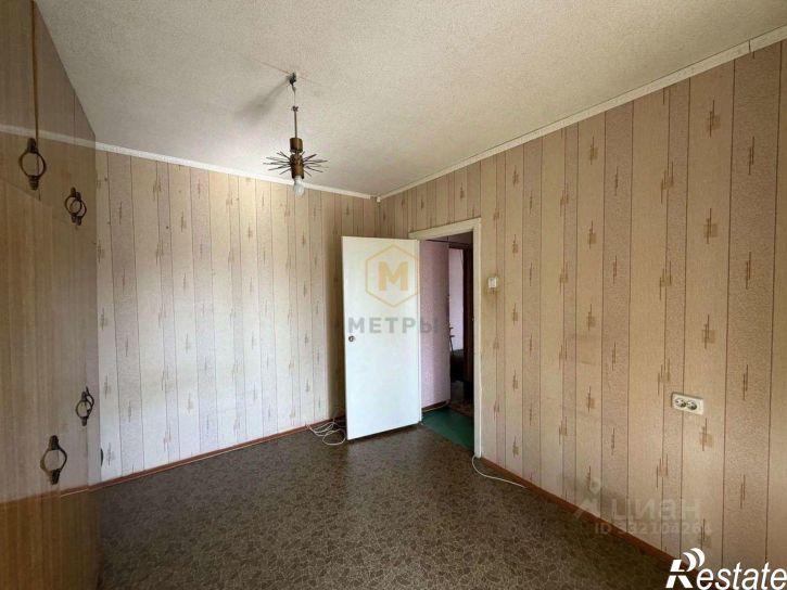 4-комн квартира б-р Юности, 10,  д. 10