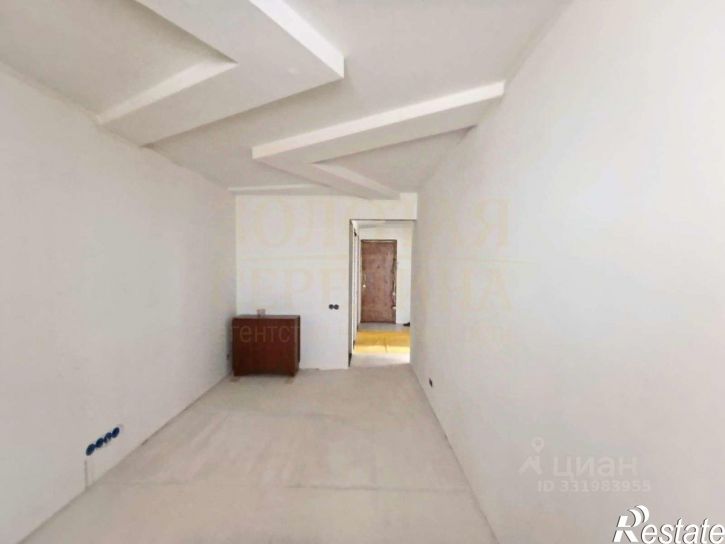 2-комн квартира б-р 1 Салюта, 7,  д. 7