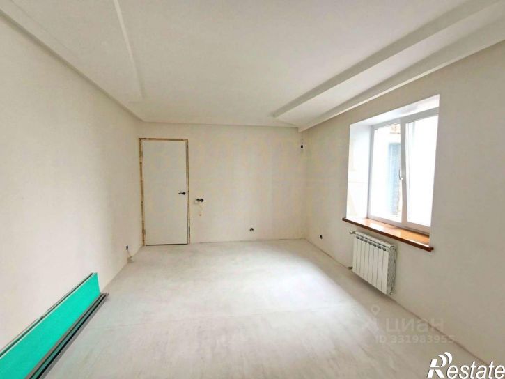 2-комн квартира б-р 1 Салюта, 7,  д. 7