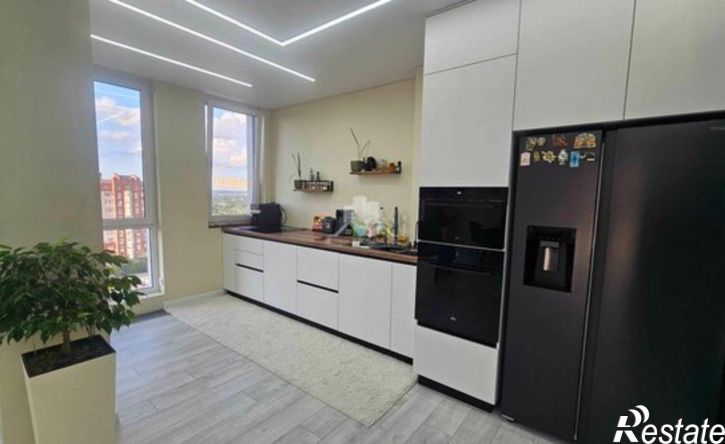3-комн квартира ул Белгородского полка, 80,  д. 80