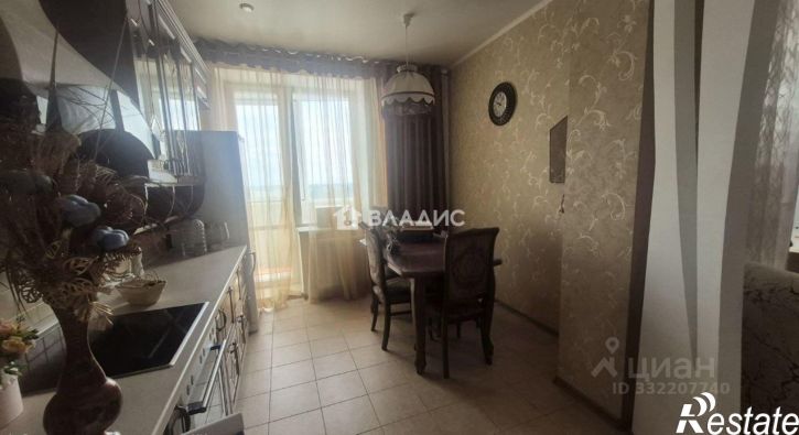 3-комн квартира ул Костюкова, 36б,  д. 36б