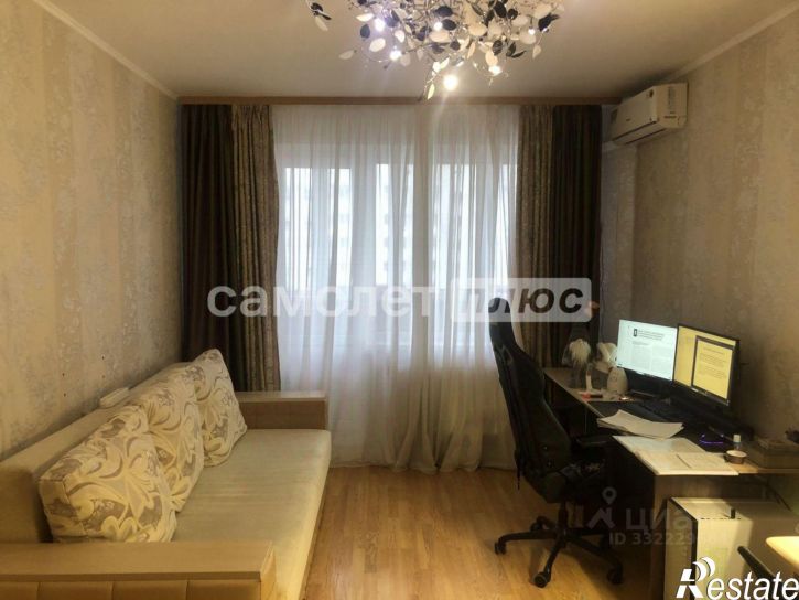 2-комн квартира ул Есенина, 54,  д. 54