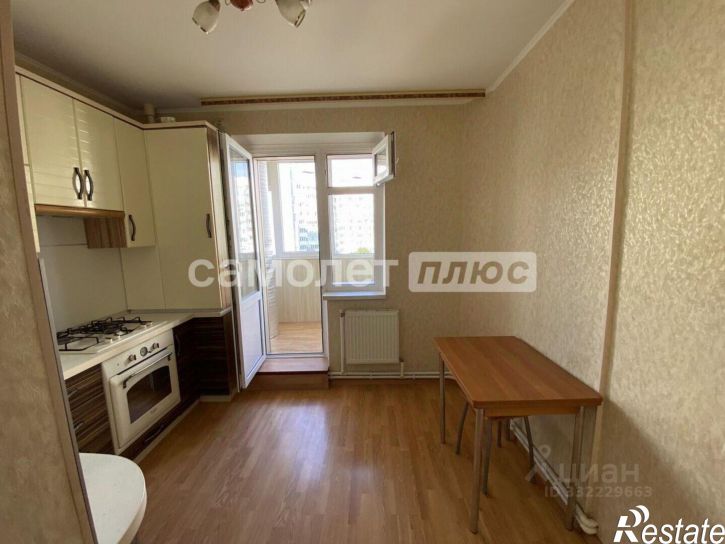 3-комн квартира б-р Юности, 45,  д. 45