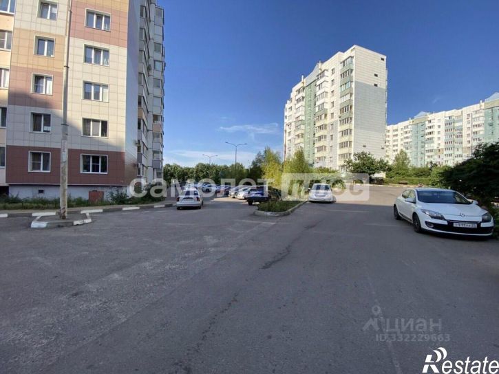 3-комн квартира б-р Юности, 45,  д. 45