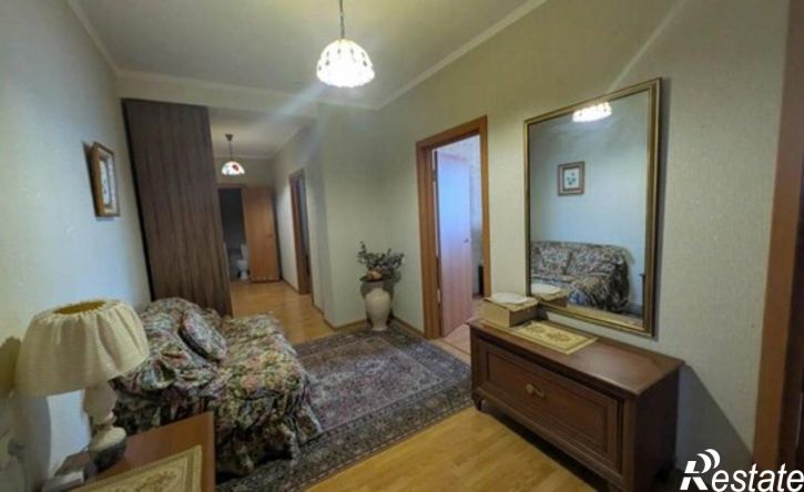 3-комн квартира ул Газовиков, 7,  д. 7