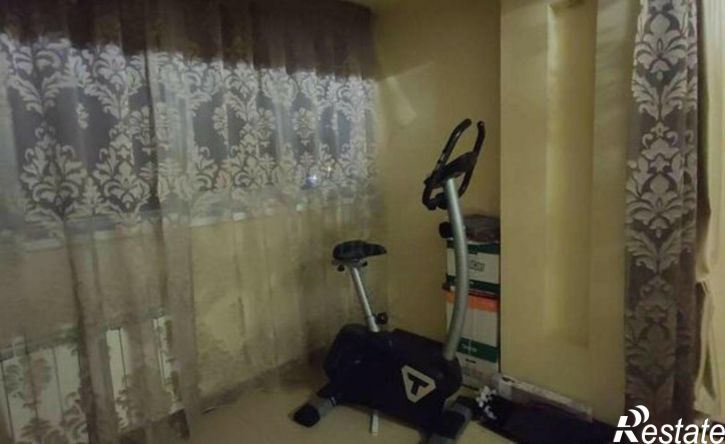 3-комн квартира ул 5 Августа, 37,  д. 37
