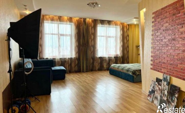 2-комн квартира Свято-Троицкий б-р, 11,  д. 11