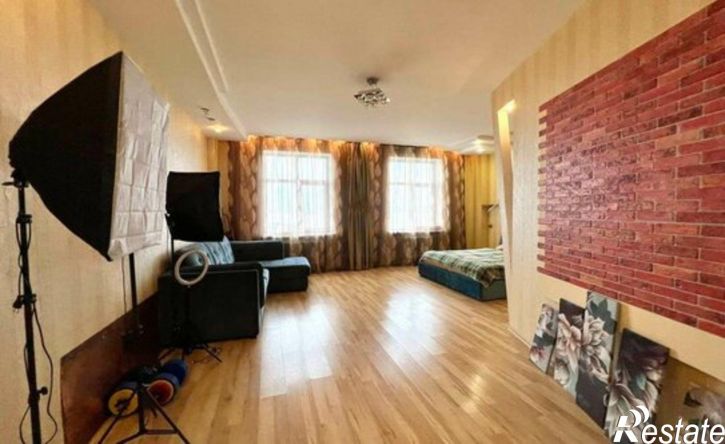 2-комн квартира Свято-Троицкий б-р, 11,  д. 11