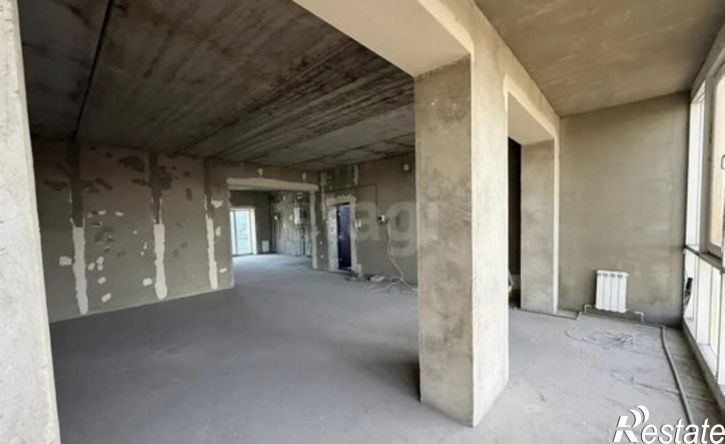 4-комн квартира ул им Катукова М.Е., 8,  д. 8