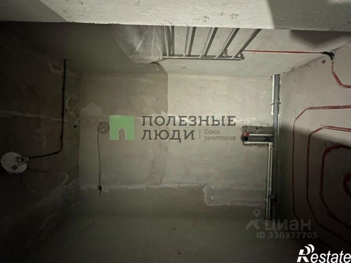 3-комн квартира пр-кт Б.Хмельницкого, 62,  д. 62