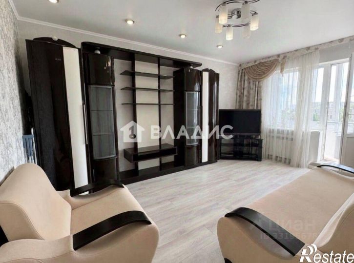 3-комн квартира ул Гостенская, 16,  д. 16