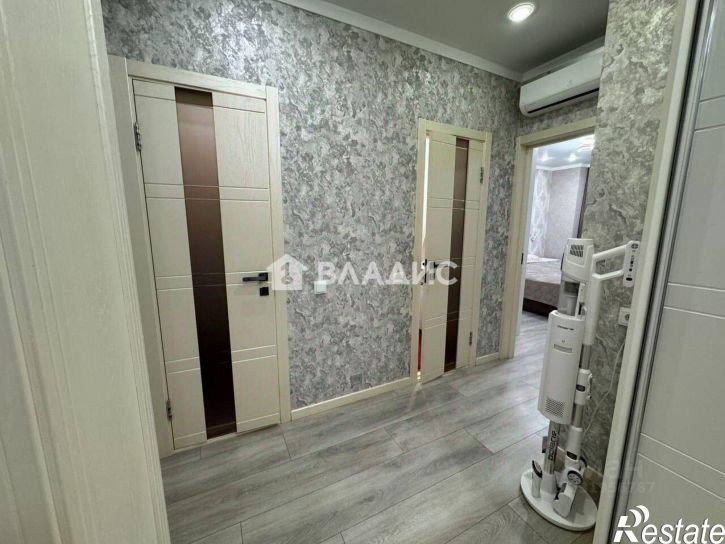 3-комн квартира ул Гостенская, 16,  д. 16