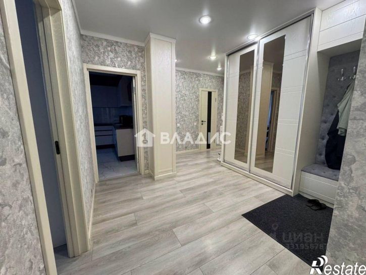 3-комн квартира ул Гостенская, 16,  д. 16