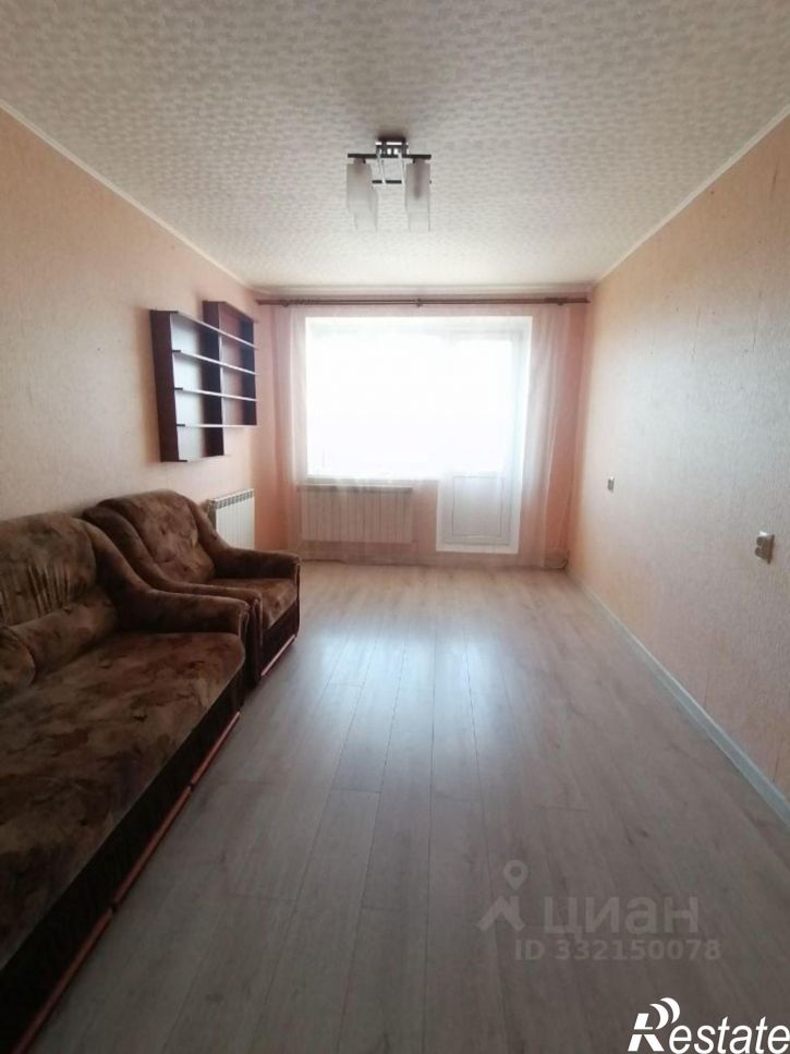 3-комн квартира б-р Юности, 37,  д. 37