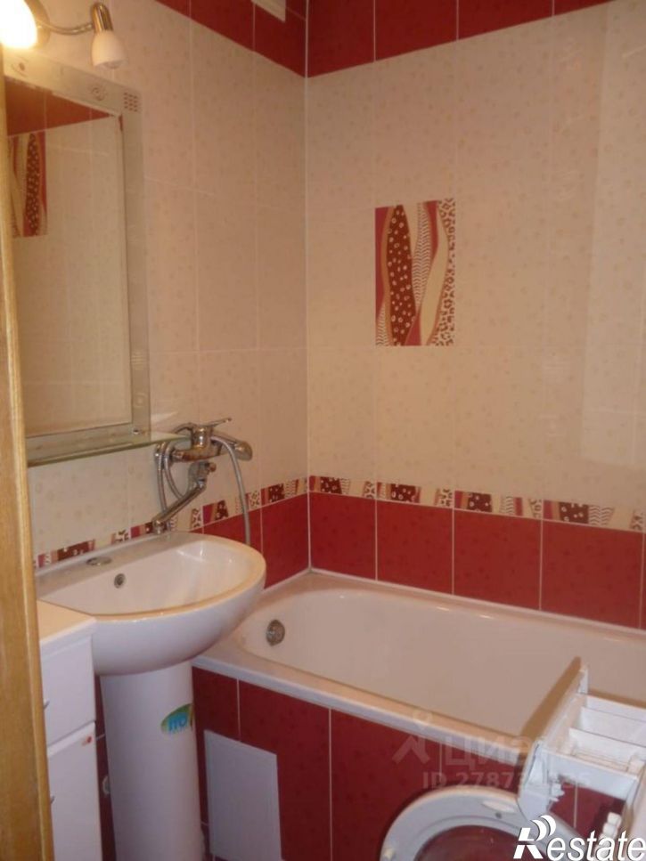 2-комн квартира пр-кт Ватутина, 12а,  д. 12а