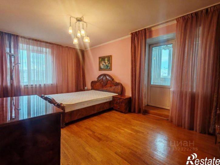 4-комн квартира ул Белгородского полка, 50,  д. 50