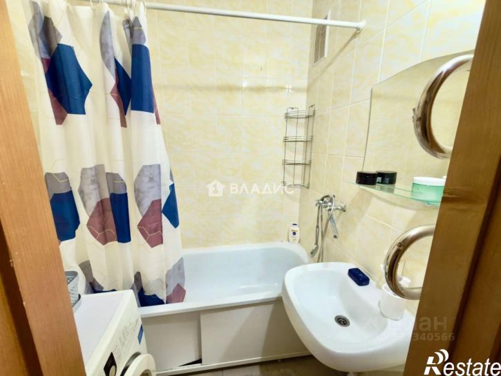 2-комн квартира б-р Строителей, 39,  д. 39