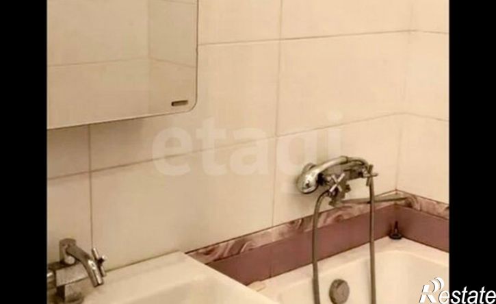 2-комн квартира ул Есенина, 16б,  д. 16б