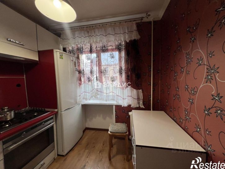 3-комн квартира ул Шершнева, 4,  д. 4
