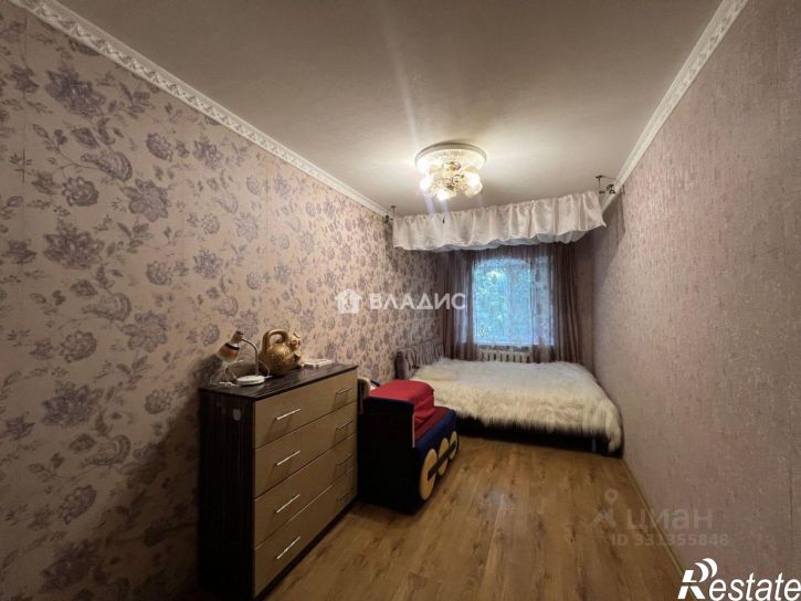 3-комн квартира ул Шершнева, 4,  д. 4