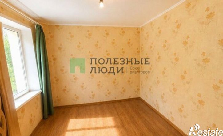 4-комн квартира ул Костюкова, 17,  д. 17