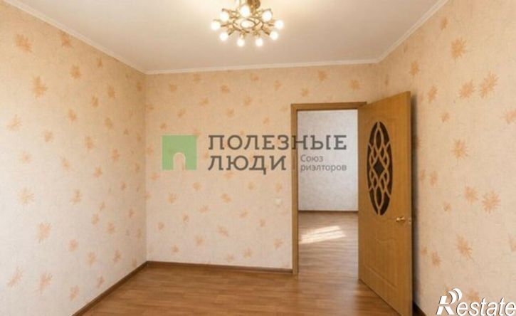 4-комн квартира ул Костюкова, 17,  д. 17