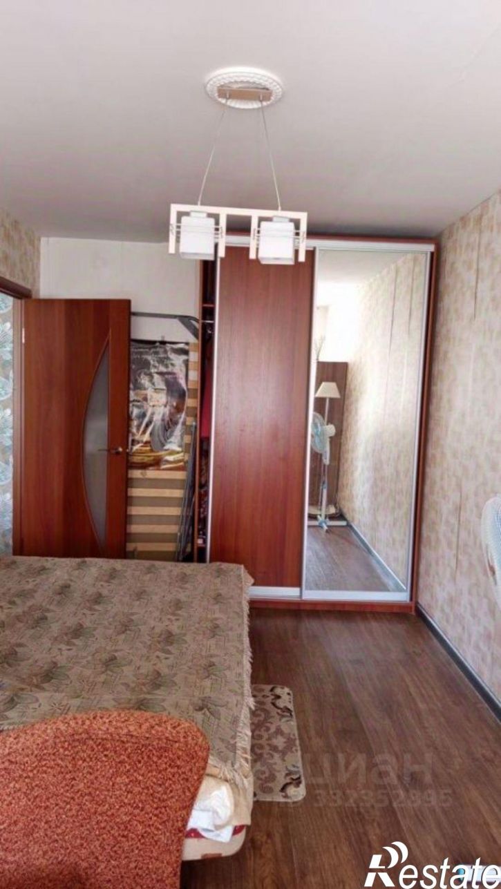 3-комн квартира ул Попова, 100,  д. 100