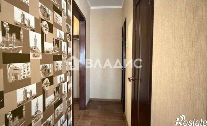 2-комн квартира ул 5 Августа, 42,  д. 42