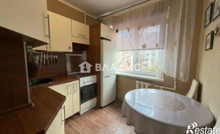 2-комн квартира ул 5 Августа, 42,  д. 42