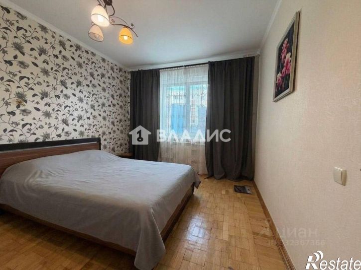 2-комн квартира ул 5 Августа, 42,  д. 42